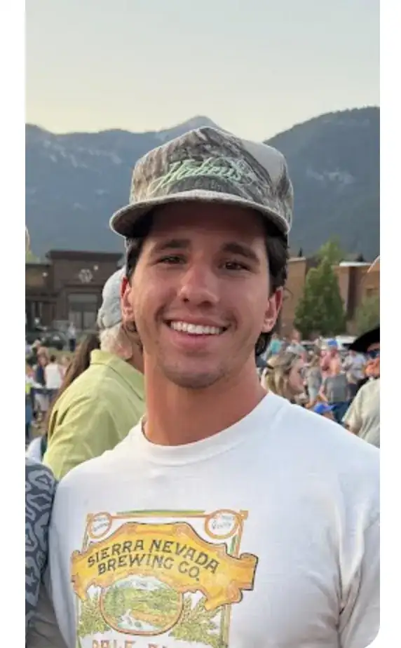 Eli Huston, Junk Removal Crew Member at Toss It